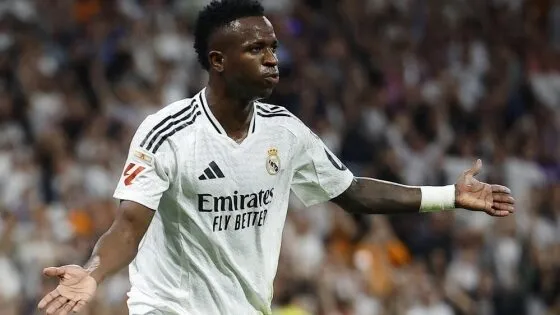 TIN HOT 28/01/2025: Vinicius định giá 200 triệu USD, Neymar trở lại quê nhà Santos 1 Vinicius: Mục tiêu kỷ lục của bóng đá Saudi