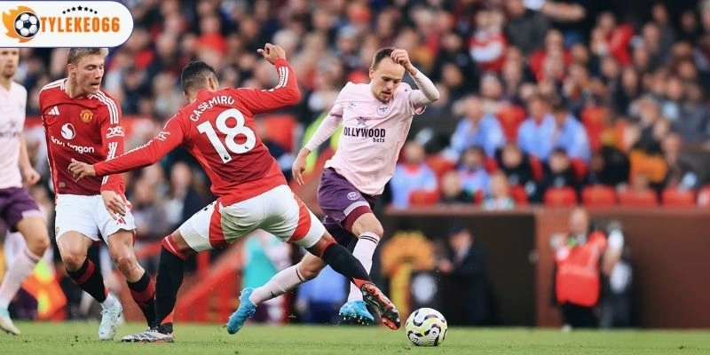 Tỷ Lệ Kèo Nhà Cái Manchester United Vs Brentford Hôm Nay Ngày 28/04/2026 - NHA 1 So sánh thực lực hai tuyển